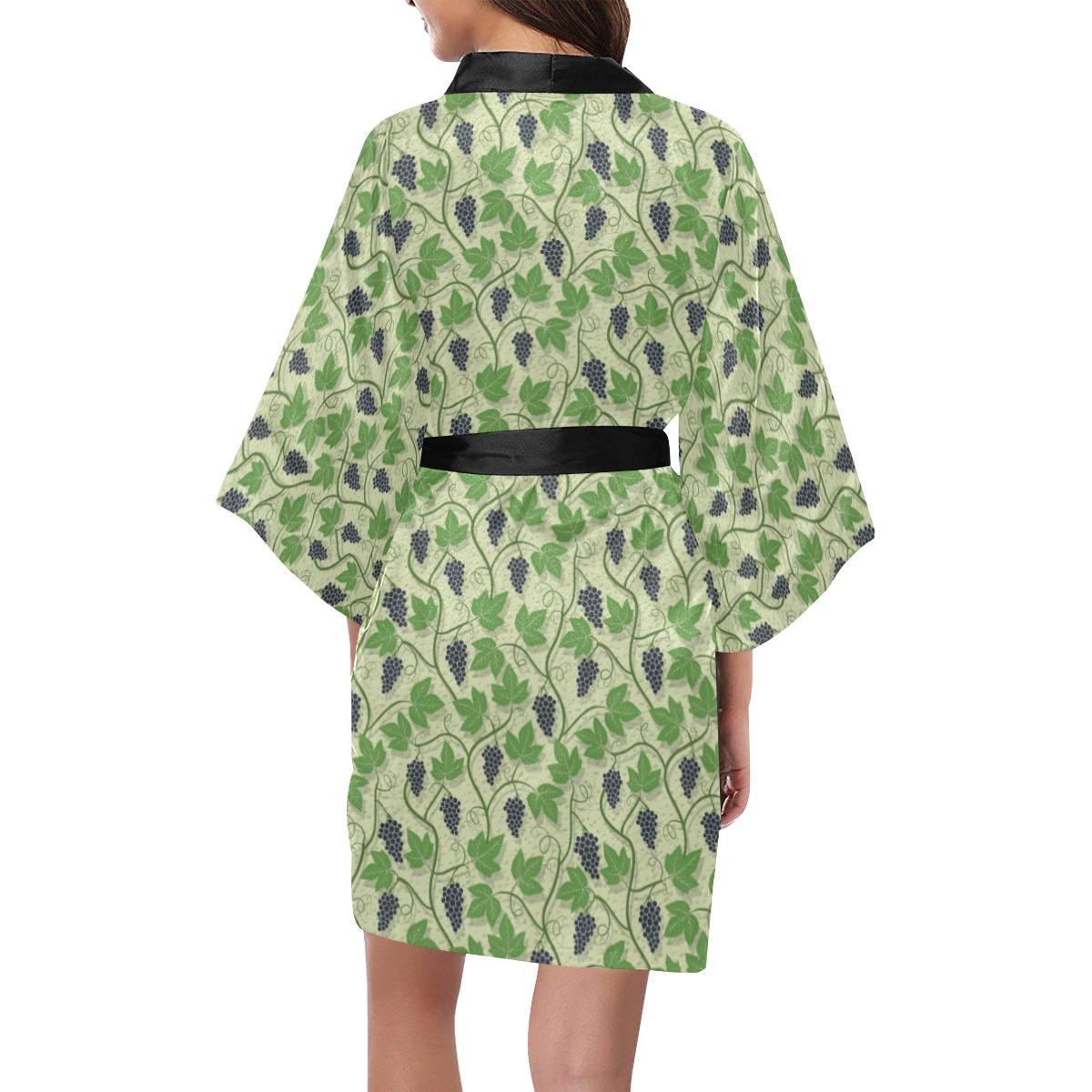 Wine Grape Thmed Print Women Short Kimono Robe