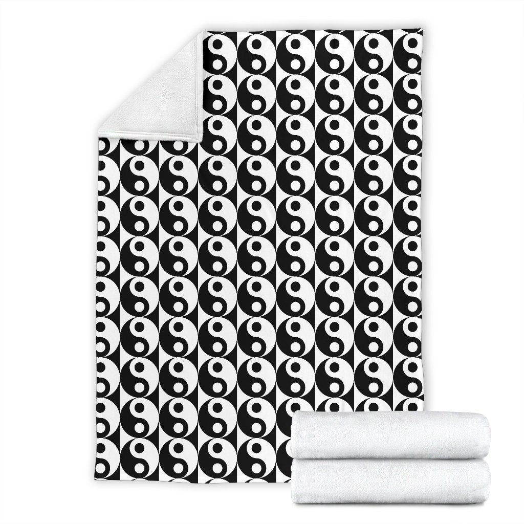 Yin Yang Classic Pattern Design Print Fleece Blanket