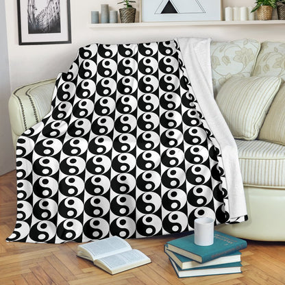 Yin Yang Classic Pattern Design Print Fleece Blanket