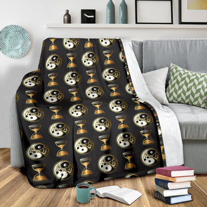 Yin Yang Skull Themed Design Print Fleece Blanket