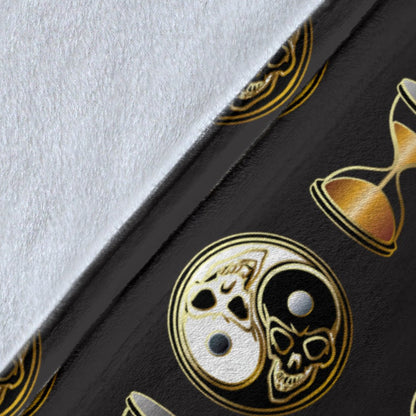 Yin Yang Skull Themed Design Print Fleece Blanket