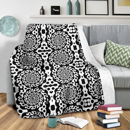 Yin Yang Spiral Design Print Fleece Blanket
