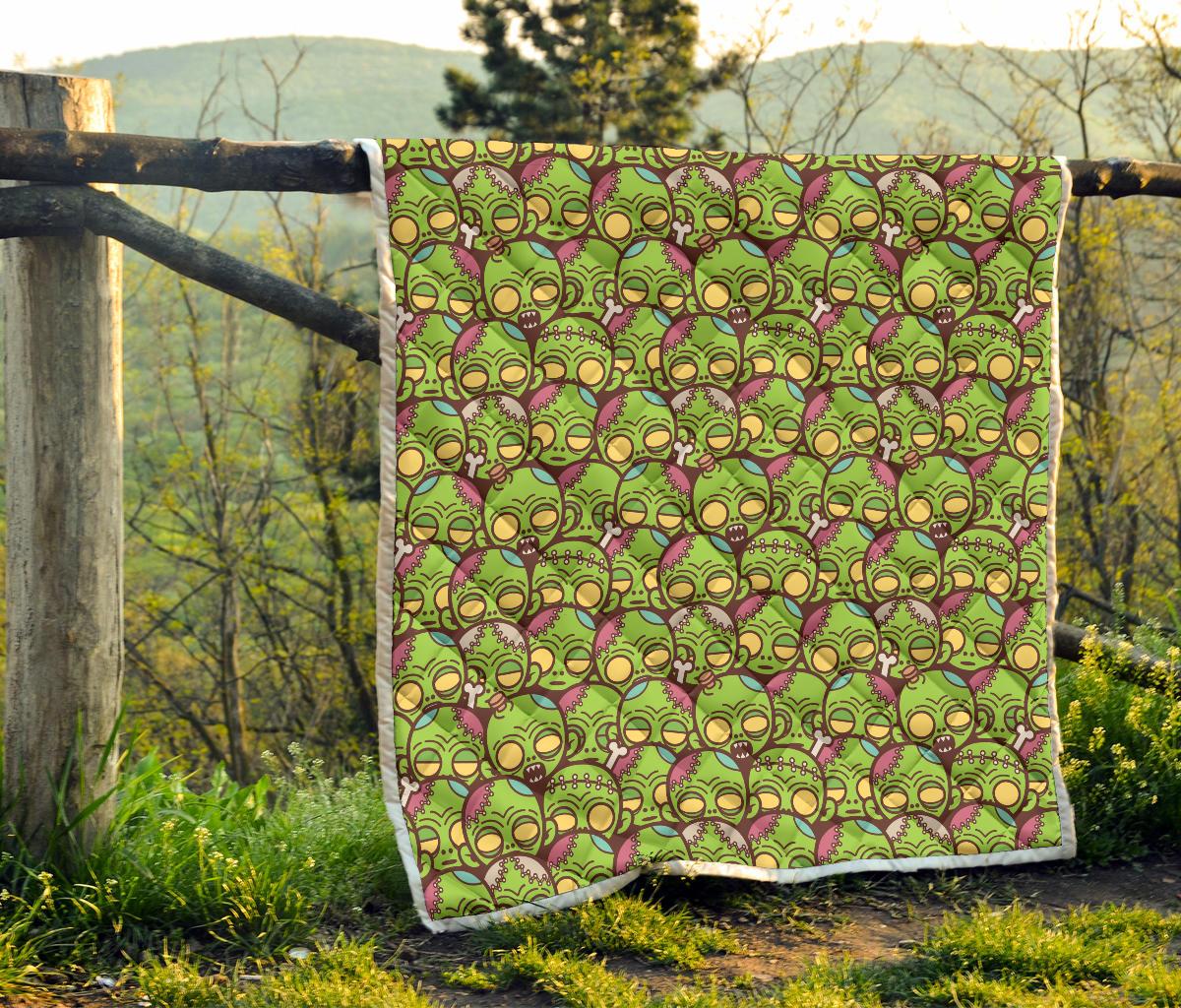 Zombie Head Design Pattern Print Premium Quilt-JTAMIGO.COM